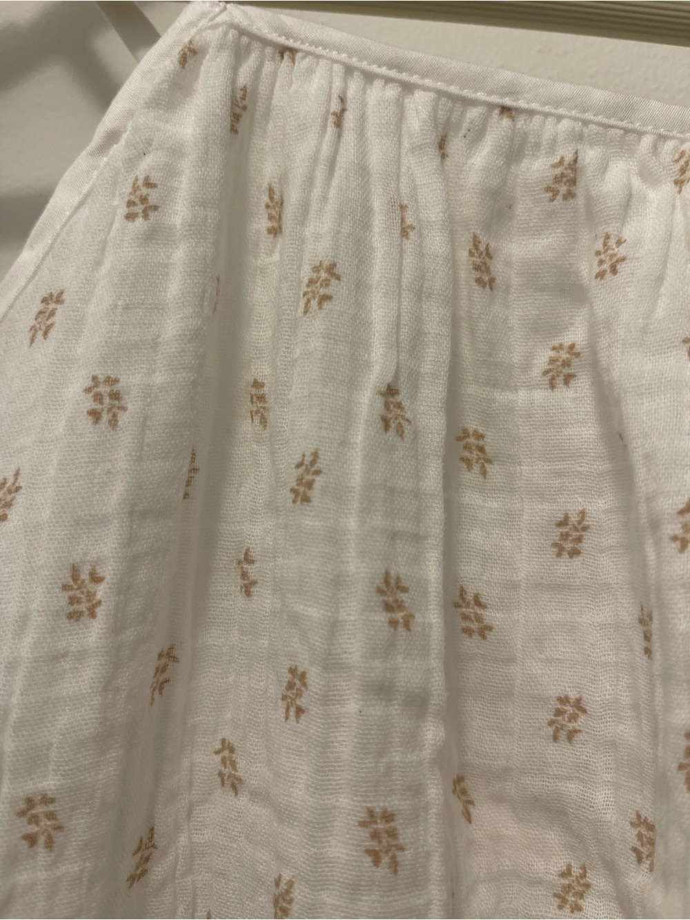 H&M DIVIDED White Gauze Seersucker Spaghetti-Strap Maxi Dress - Picture 3 of 9